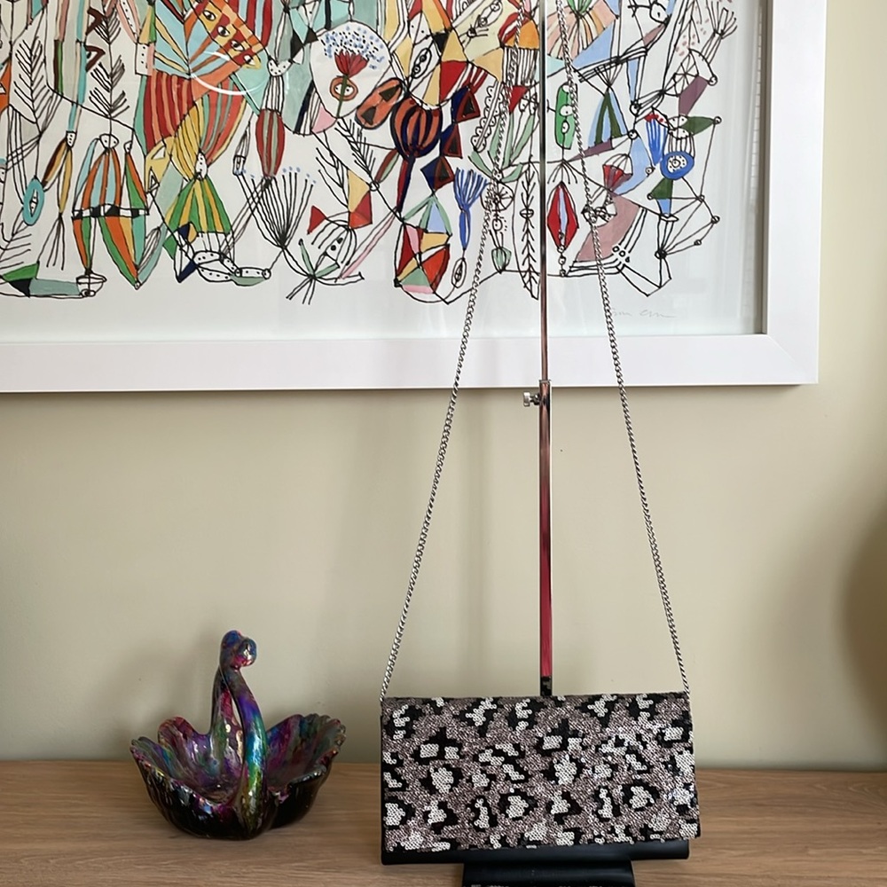 NORDSTROM METALLIC LEOPARD PRINT EVENING BAG CROSSBODY/CLUTCH NEW WITH TAGS - Picture 4 of 15
